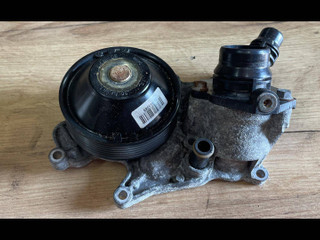 помпа BMW 3 серия F30/F31/F34 2014, 2.0 л., дизель, хетчбэк 5 дв., 7810833