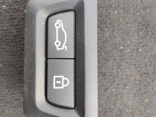 кнопка открытия багажника BMW 4 серия F32/F33 [рестайлинг] F36 2019, 2.0 л., i, B48 B20 A, бензин, АКПП, хетчбэк 5 дв., полный привод, правый руль, 9275121