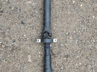 карданный вал BMW 5 серия F07/F10/F11 2011, 3.0 л., i, N55 B30 A, бензин, АКПП, седан, полный привод, 7589684