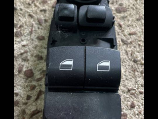 блок управления стеклоподъемниками BMW 6 серия F06/F12/F13 F12 2011, 4.4 л., бензин, АКПП, купе, полный привод, 9196678
