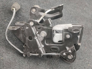 замок капота BMW 5 серия F07/F10/F11 2011, 3.0 л., i, N55 B30 A, бензин, АКПП, седан, полный привод, 7206453