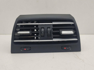 дефлектор обдува салона BMW 7 серия F01/F02 2012, 4.4 л., i, N63 B44 A, бензин, АКПП, седан, полный привод, 9118249