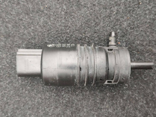 насос (моторчик) омывателя стекла BMW 7 серия F01/F02 2012, 4.4 л., i, N63 B44 A, бензин, АКПП, седан, полный привод, 6934160
