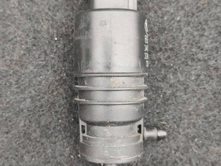 насос (моторчик) омывателя стекла BMW 5 серия F07/F10/F11 2011, 3.0 л., бензин, АКПП, седан, 6934160