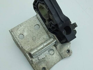 кронштейн радиатора BMW 5 серия F07/F10/F11 2010, 3.0 л., дизель, 7186514, 7207152