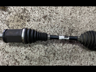 полуось передняя левая (приводной вал, ШРУС) BMW 6 серия F06/F12/F13 F12 2011, 4.4 л., бензин, АКПП, купе, полный привод