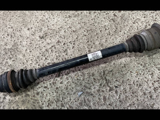 полуось задняя (приводной вал, ШРУС) BMW 5 серия F07/F10/F11 2011, 3.0 л., бензин, АКПП, седан, 7581030