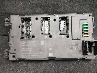 блок предохранителей BMW 3 серия F30/F31/F34 F30 2013, 2.0 л., N20 B20 A, бензин, АКПП, седан, полный привод, 61359298960