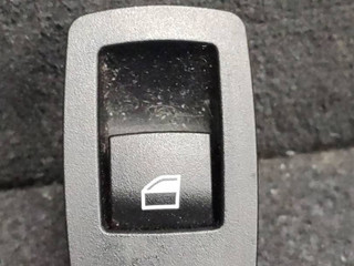 кнопка стеклоподъемника двери BMW 3 серия F30/F31/F34 F30 2012, 2.0 л., D, N47 D20 C, дизель, МКПП, 300, седан, задний привод, правый руль, 9208106