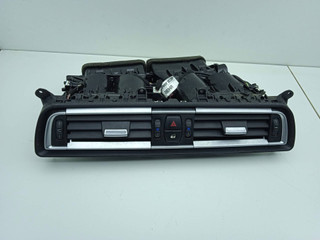 дефлектор обдува салона BMW 7 серия F01/F02 [рестайлинг] F02 2014, 4.4 л., N63 B44 B, бензин, АКПП, седан, задний привод, 9115859