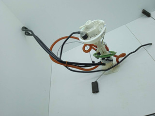 колба в бак BMW X5 E70 [рестайлинг] 2010, 3.0 л., АКПП, внедорожник 5 дв., полный привод, 7181082
