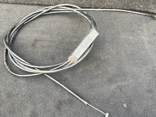 трос капота BMW 5 серия F07/F10/F11 F10 2011, 3.0 л., N52 B30, бензин, АКПП, седан, 7183773