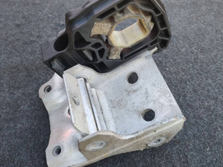 кронштейн радиатора BMW 7 серия F01/F02 2011, 3.0 л., D, N57 D30 A, дизель, АКПП, седан, задний привод, правый руль, 7186513, 7575247