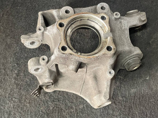кулак задний правый BMW 5 серия G30/G31 2018, 2.0 л., дизель, седан, 6866338