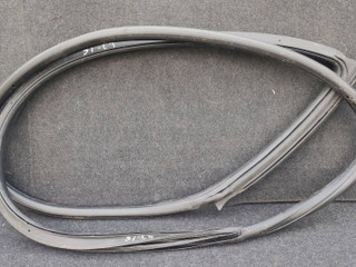 уплотнитель двери BMW 2 серия F22/F23 F22 2015, 1.5 л., B38 B15 A, бензин, МКПП, купе, 51767267911