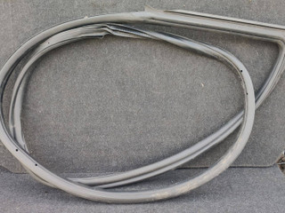 уплотнитель двери BMW 2 серия F22/F23 F22 2015, 1.5 л., B38 B15 A, бензин, МКПП, купе, 51767267912