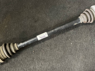 полуось задняя (приводной вал, ШРУС) BMW 2 серия F22/F23 F22 2015, 1.5 л., B38 B15 A, бензин, МКПП, купе, 7629302