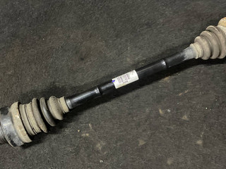 полуось задняя (приводной вал, ШРУС) BMW 3 серия F30/F31/F34 F30 2012, 2.0 л., D, N47 D20 C, дизель, МКПП, 300, седан, задний привод, правый руль, 7597681