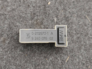 выключатель концевой (концевик) BMW 3 серия F30/F31/F34 F30 2012, 3.5 л., i, бензин, АКПП, седан, задний привод, 9240076