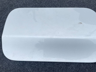 лючок топливного бака BMW 3 серия F30/F31/F34 F30 2012, 3.5 л., i, бензин, АКПП, седан, задний привод