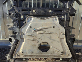балка подвески передняя (подрамник) BMW X5 F15 2014, 4.0 л., дизель, АКПП, черный, внедорожник 5 дв.