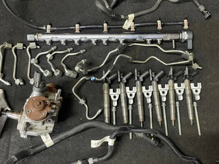 форсунка BMW X6 F16 2016, 4.0 л., D, дизель, АКПП, внедорожник 5 дв., полный привод, правый руль, 7805423, 7823461, 7823470, 8511667