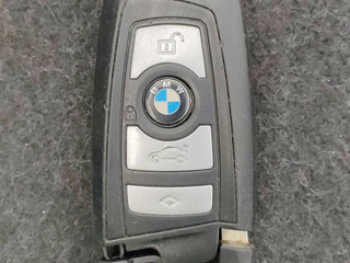 ключ BMW 5 серия F07/F10/F11 2011, 3.0 л., D, N57 D30 A, дизель, АКПП, хетчбэк 5 дв., задний привод, правый руль, 9226939