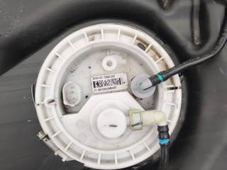 колба в бак BMW X6 F16 2019, 3.5 л., бензин, АКПП, внедорожник 5 дв., 7366123