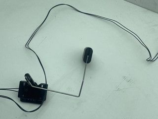 датчик уровня топлива BMW 3 серия F30/F31/F34 F31 2014, 2.0 л., N47 D20 C, дизель, МКПП, синий, универсал, полный привод, правый руль