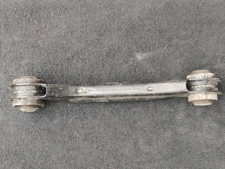 рычаг задний правый BMW 3 серия F30/F31/F34 F31 2014, 2.0 л., N47 D20 C, дизель, МКПП, синий, универсал, полный привод, правый руль, 6792540