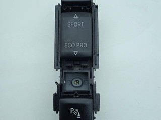 панель управления BMW 3 серия F30/F31/F34 F31 2014, 2.0 л., N47 D20 C, дизель, МКПП, синий, универсал, полный привод, правый руль, 9252921
