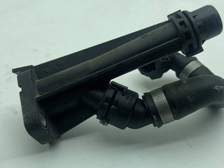 фланец (тройник) системы охлаждения BMW 5 серия F07/F10/F11 F10 2010, 3.0 л., N57 D30 A, дизель, АКПП, седан, задний привод, правый руль, 11117803751
