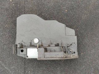 замок двери передней левой BMW 3 серия F30/F31/F34 F30 2012, 3.5 л., i, бензин, АКПП, седан, задний привод, 7202145