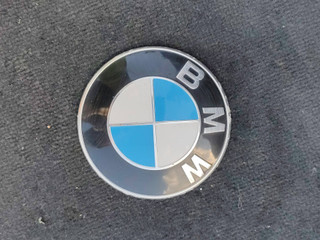 эмблема BMW 5 серия F07/F10/F11 F10 2012, 2.0 л., дизель, АКПП, седан, 7057794