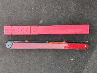 знак аварийной остановки BMW 4 серия G22/G23 G22 2021, 2.0 л., бензин, АКПП, купе, задний привод, 6770487