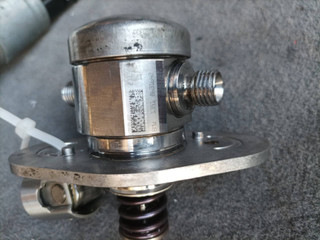 ТНВД BMW 4 серия G22/G23 G22 2021, 2.0 л., бензин, АКПП, купе, задний привод, 8631642