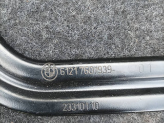 крепление аккумулятора BMW 4 серия F32/F33 [рестайлинг] F36 2018, 2.0 л., B48 B20 A, бензин, АКПП, хетчбэк 5 дв., задний привод, правый руль, 61217601939, 7601939