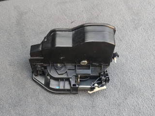 замок двери задней правой BMW 3 серия F30/F31/F34 F30 2013, 2.0 л., N20 B20 A, бензин, АКПП, седан, полный привод, 7229460