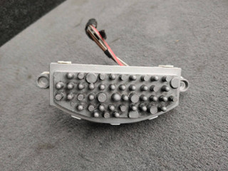 сопротивление печки BMW 3 серия F30/F31/F34 F30 2012, 2.0 л., N20 B20 A, бензин, АКПП, черный, седан, задний привод, правый руль, 9270254