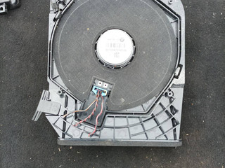 сабвуфер BMW 3 серия F30/F31/F34 F30 2012, 2.0 л., N20 B20 A, бензин, АКПП, черный, седан, задний привод, правый руль, 9210147