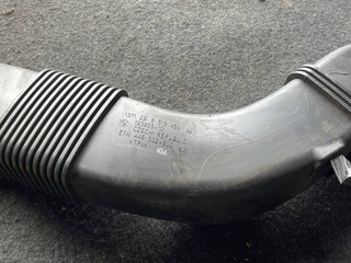 патрубок воздушного фильтра BMW 6 серия F06/F12/F13 F06 2014, 4.0 л., дизель, a300, седан, 8513454
