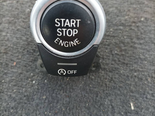 кнопка запуска двигателя BMW 5 серия F10/F11 [рестайлинг] F10 2014, 2.0 л., N47 D20 C, дизель, МКПП, седан, задний привод, 9153831