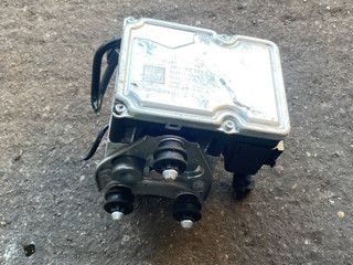 блок ABS Porsche Cayenne 958 [рестайлинг] 958 2016, 3.0 л., гибрид, АКПП, внедорожник 5 дв., полный привод, 7P0907379, 7P0907379T