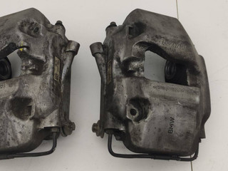 суппорт BMW 5 серия G30/G31 G31 2017, 3.0 л., B57 D30 A, дизель, АКПП, универсал, полный привод, 6883734, 6883733