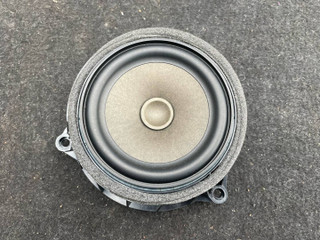 динамик двери BMW X5 F15 2016, 3.0 л., N57 D30 A, дизель, АКПП, a52, внедорожник 5 дв., полный привод, правый руль, 9337807