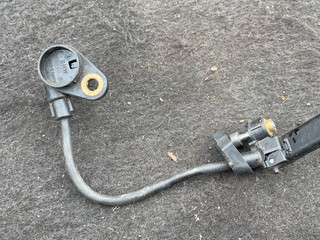 датчик коленвала BMW 5 серия F07/F10/F11 2012, 3.0 л., бензин, АКПП, седан, 7582842