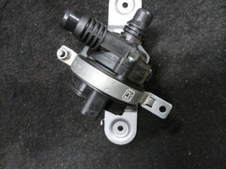 насос антифриза дополнительный BMW X3 G01 2021, 2.0 л., B48 B20 A, бензин, АКПП, внедорожник 5 дв., 8651287, 7935177, 7935179