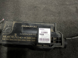 электроручник BMW 7 серия F01/F02 [рестайлинг] F02 2014, 3.0 л., N57 D30 A, дизель, АКПП, серый, седан, задний привод, правый руль, 6864132