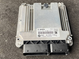блок управления двигателем BMW 7 серия F01/F02 [рестайлинг] F02 2014, 3.0 л., N57 D30 A, дизель, АКПП, серый, седан, задний привод, правый руль, 8573779