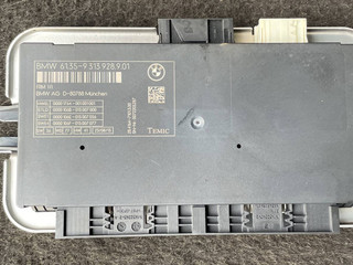 блок управления светом BMW 7 серия F01/F02 [рестайлинг] F02 2014, 3.0 л., N57 D30 A, дизель, АКПП, серый, седан, задний привод, правый руль, 9313928